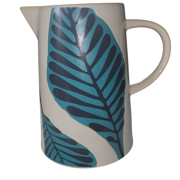 Target 74oz Ceramic Pitcher Latino Heritage Month - Picture 2 of 4